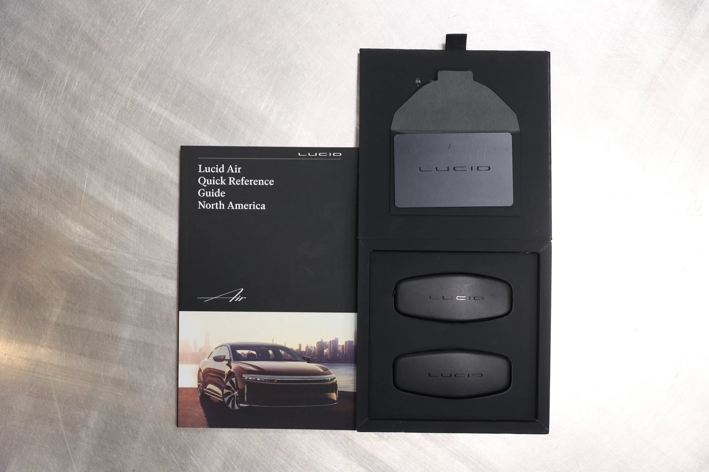 Used 2025 Lucid Air Touring AWD/4WD image 5