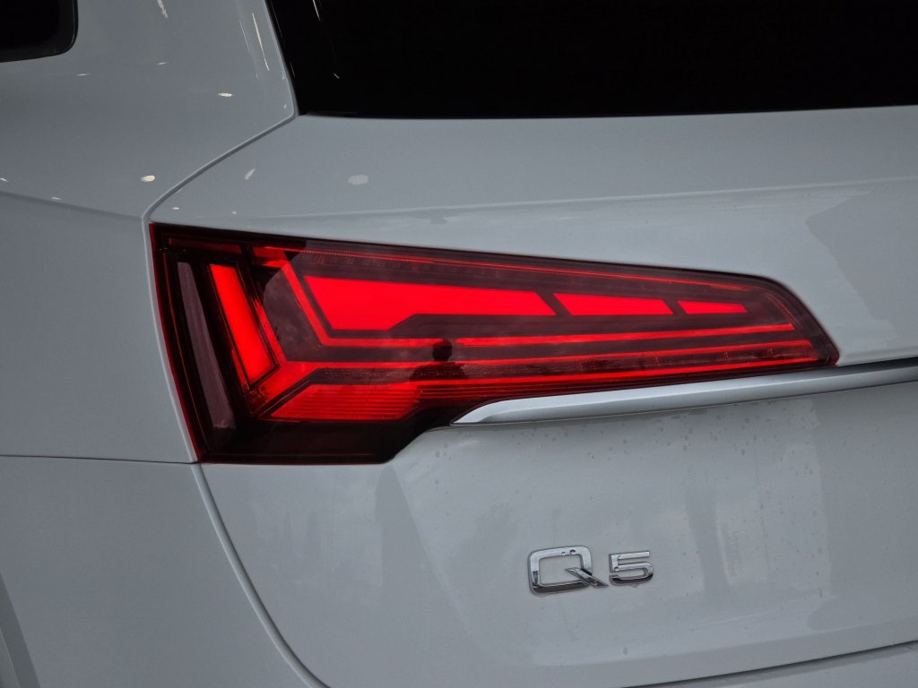 Used 2023 Audi Q5 2.0T Premium Plus AWD/4WD image 36
