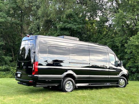 Used 2022 Mercedes-Benz Sprinter 3500 image 35
