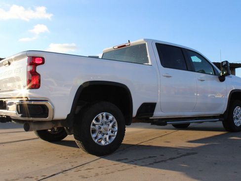 Used 2023 Chevrolet Silverado 2500 LT w/ Convenience Package image 21