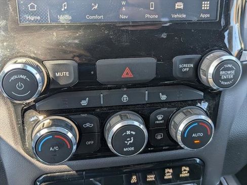 Certified 2022 RAM 1500 Big Horn image 21