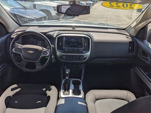 Used 2022 Chevrolet Colorado LT w/ LT Convenience Package image 9