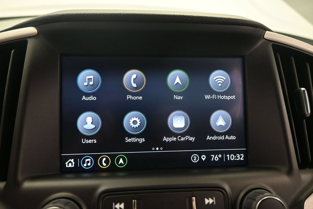 Used 2024 GMC Terrain SLT w/ Infotainment Package II FWD image 25