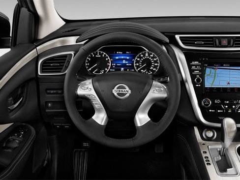 Used 2016 Nissan Murano SV FWD image 8