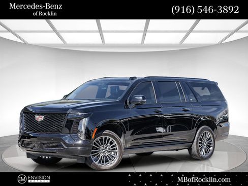 Used 2025 Cadillac Escalade ESV Sport Platinum w/ LPO, Floor Liner Package image 1