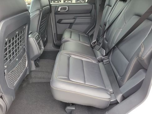 New 2026 Ford Bronco Badlands AWD/4WD image 13