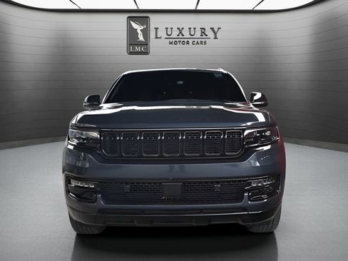 Used 2023 Jeep Wagoneer Series II image 3