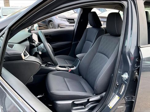 Used 2024 Toyota Corolla LE image 7