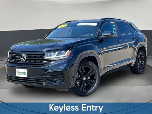 Used 2023 Volkswagen Atlas Cross Sport SEL R-Line AWD/4WD image 3