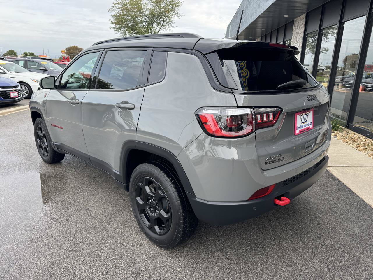 Used 2023 Jeep Compass Trailhawk AWD/4WD image 7