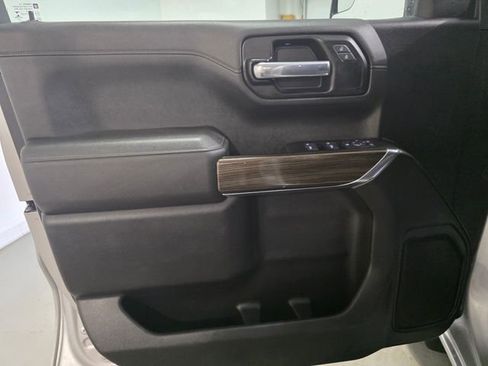 Certified 2022 Chevrolet Silverado 1500 RST image 8