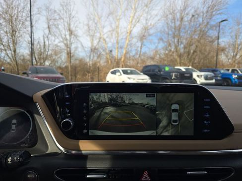 Used 2021 Hyundai Sonata Limited w/ Cargo Package image 17