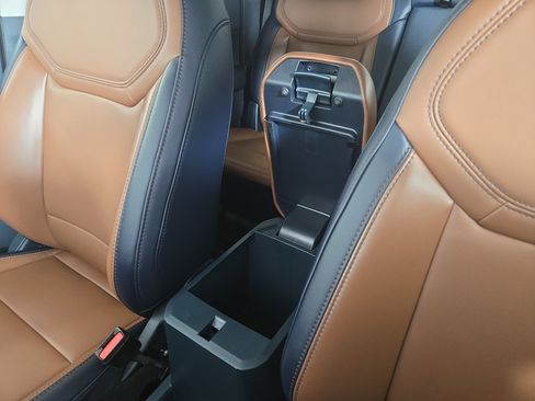 Used 2024 Ford Maverick Lariat image 28