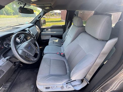Used 2011 Ford F150 XLT w/ XLT Chrome Pkg AWD/4WD image 13