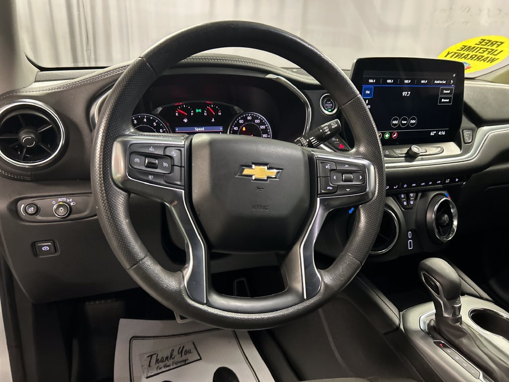Used 2025 Chevrolet Blazer LT w/ Driver Confidence Package FWD image 15