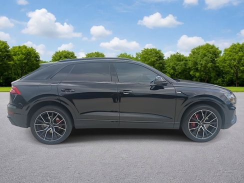 Used 2021 Audi Q8 Prestige AWD/4WD image 8