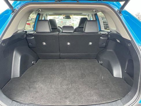 Used 2020 Toyota RAV4 XLE Premium image 10