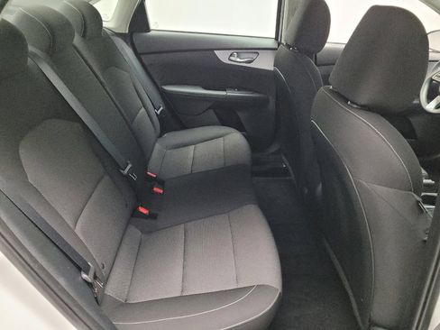 Used 2023 Kia Forte LXS image 19