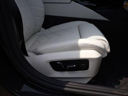 New 2027 BMW 530i xDrive w/ M Sport Package AWD/4WD image 10