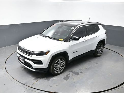 Used 2022 Jeep Compass Limited w/ Elite Group image 46