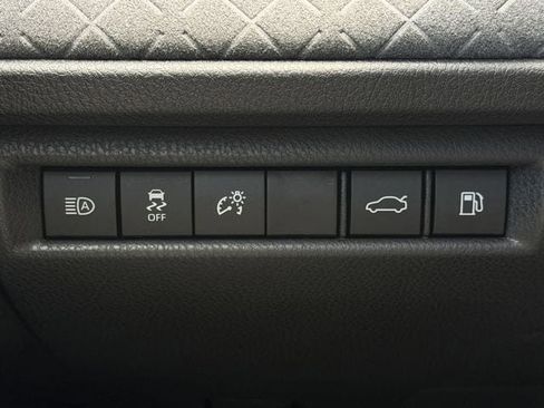 Used 2026 Toyota Camry XLE FWD image 23