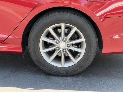 Used 2018 Hyundai Sonata SE FWD image 14