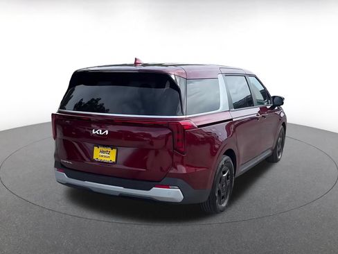 Used 2026 Kia Carnival FWD image 14