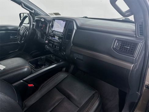 Used 2021 Nissan Titan PRO-4X w/ Pro-4x Convenience Package image 29