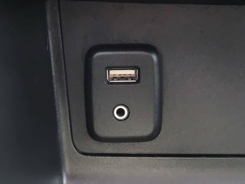 Used 2016 Chevrolet Colorado W/T w/ WT Convenience Package RWD image 14