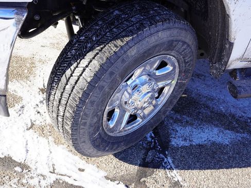 New 2026 RAM 2500 Tradesman AWD/4WD image 9