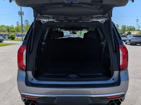 Used 2022 GMC Yukon Denali AWD/4WD image 10