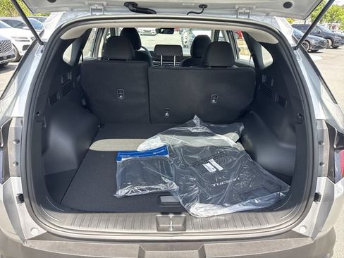 New 2026 Hyundai Tucson Blue SE AWD/4WD image 18