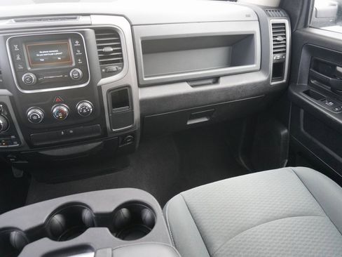 Used 2018 RAM 1500 Express w/ Express Value Package image 20