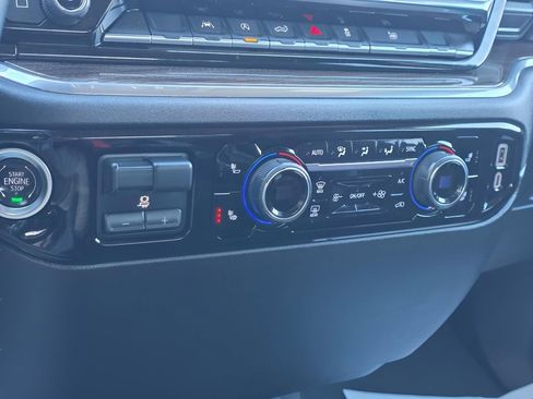 Used 2025 Chevrolet Silverado 1500 LT image 25