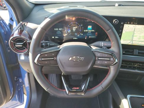 Used 2025 Chevrolet Equinox RS image 29