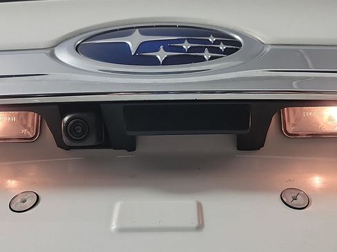 Used 2020 Subaru Ascent Premium w/ Convenience Package image 6