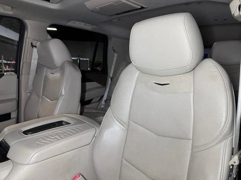 Used 2015 Cadillac Escalade Premium AWD/4WD image 34