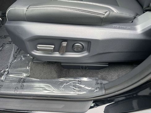 New 2026 Toyota Tundra Limited AWD/4WD image 30