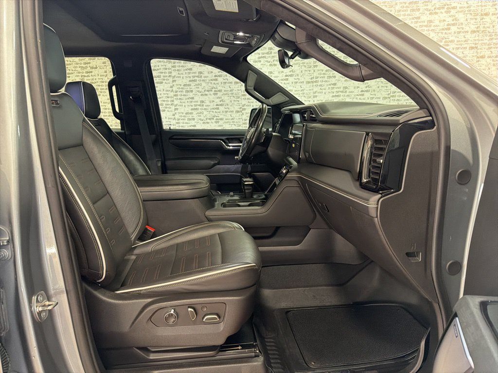 Used 2024 GMC Sierra 1500 AT4X AWD/4WD image 11