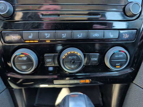 Used 2020 Volkswagen Passat 2.0T SE image 14