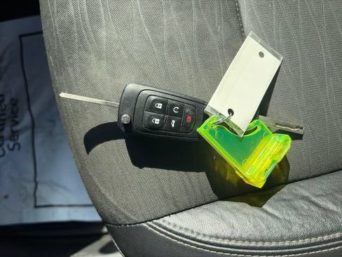 Used 2016 Buick Encore Convenience FWD image 21