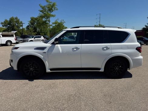 Used 2022 Nissan Armada SL w/ Midnight Edition Package AWD/4WD image 2