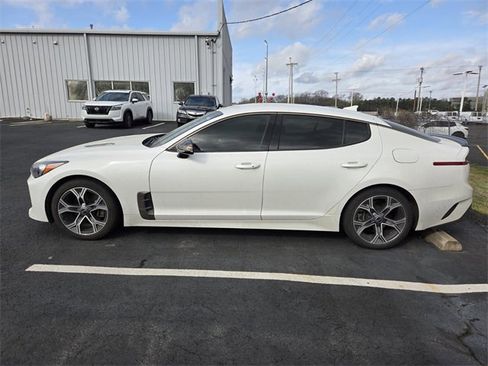 Used 2021 Kia Stinger GT-Line image 9