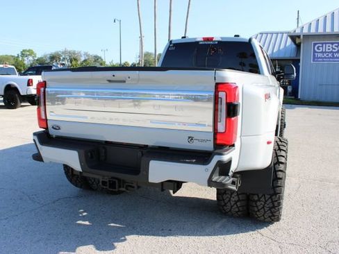 Used 2025 Ford F450 Platinum w/ Platinum Plus Package AWD/4WD image 12