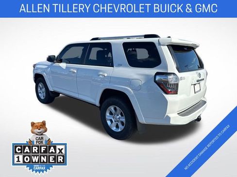 Used 2024 Toyota 4Runner SR5 Premium image 3