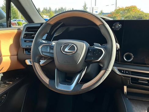 Used 2024 Lexus RX 350 Premium Plus w/ Convenience Package AWD/4WD image 18