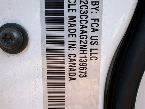 Used 2022 Chrysler 300 Touring w/ Sport Appearance Package image 34