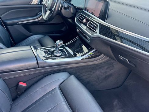 Used 2020 BMW X7 M50i AWD/4WD image 22