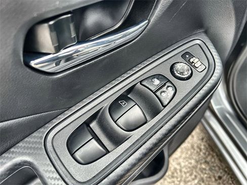 Used 2025 Nissan Versa SV image 22