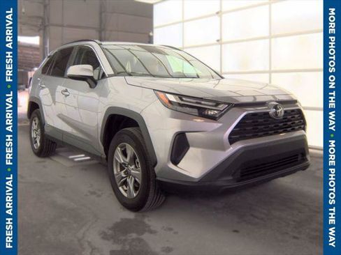 Certified 2025 Toyota RAV4 XLE AWD/4WD image 1